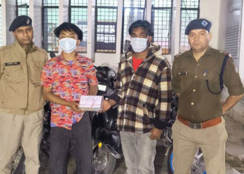 नशे की पूर्ति के लिए अभियुक्त करते थे चोरी, पुलिस ने किया गिरफ्तार