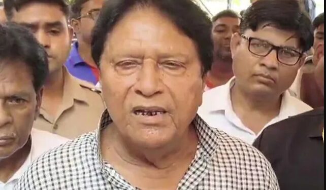 सपा सांसद का फिर विवादित बयान, बोले-12 साल की मासूम से रेप बड़ी घटना नहीं