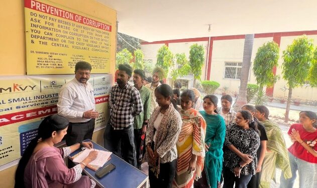 NSIC तकनीकी सेवा केंद्र राजपुरा में हुआ जॉब प्लेसमेंट कैंप का आयोजन