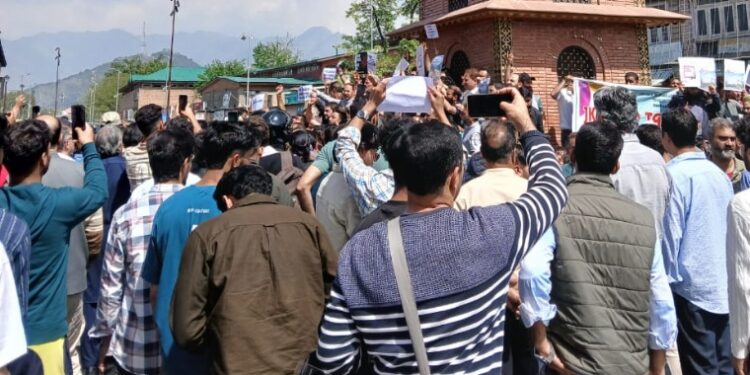 पर्यटकों की शहादत बेकार नहीं गई, पहलगाम अटैक के बाद दिखा कश्मीर का नया चेहरा