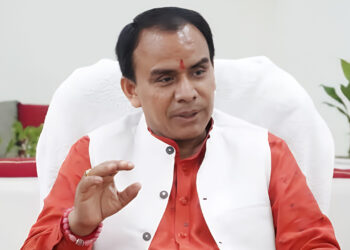 विद्यालयों में नये विषय खोलने को प्रस्ताव भेजें अधिकारी : डॉ. धन सिंह रावत