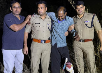 फरार चल रहा कैदी मुठभेड़ में घायल