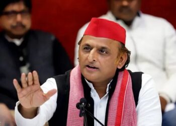 अखिलेश यादव ने की भारतीय सेना की तारीफ, लेकिन इस योजना पर फिर उठाए सवाल