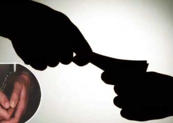 15 हजार रुपए की रिश्वत लेते अमीन गिरफ्तार