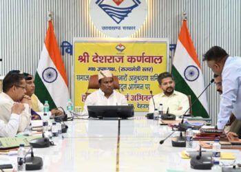 मुख्यमंत्री के संकल्प, समाज के कल्याण को तत्पर रहें विभाग : देशराज कर्णवाल