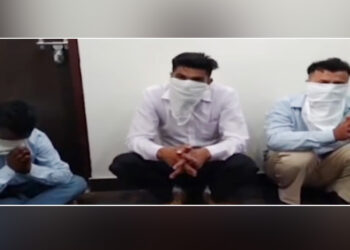 तीन फर्जी खाद्य अधिकारी गिरफ्तार