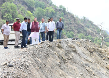 किसी भी स्तर पर लापरवाही बर्दाश्त नहीं की जाएगी : गणेश जोशी