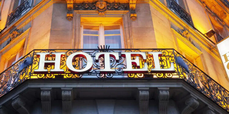 प्रदेश के होटलों की 70 फीसदी बुकिंग कैंसिल