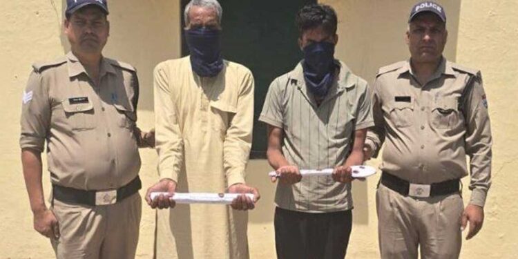 दूल्हे के मामा के हत्यारे बाप-बेटा गिरफ्तार