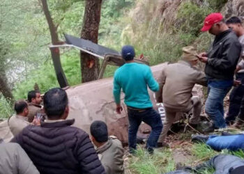 उत्तरकाशी के हेलीकॉप्टर क्रेश, छह लोगों की मौत, एक घायल
