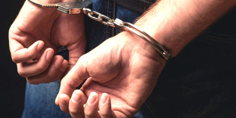 डॉक्टर से लाखों ठगी का आरोपी गिरफ्तार