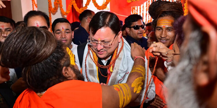 मुख्यमंत्री ने कालू सिद्ध मंदिर में प्राण प्रतिष्ठा महोत्सव में की पूजा-अर्चना