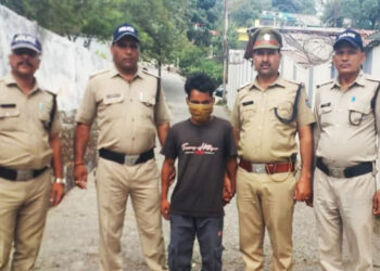 पोकलैंड मशीन के बकेट से हत्या की वारदात को अन्जाम देने का आरोपी गिरफ्तार