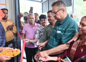 श्रमिक सुविधा केन्द्र में श्रमिकों को मिलेगी कई प्रकार की सुविधाऐं : गणेश जोशी