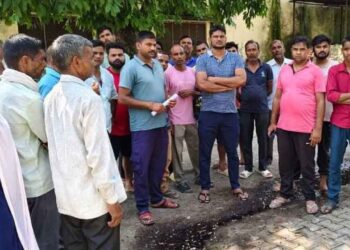 बीएसएफ जवान के पिता की चाकुओं से गोदकर हत्या