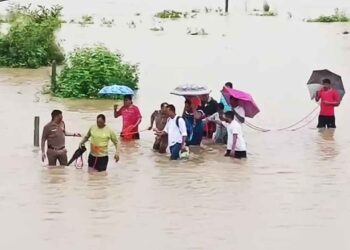 तेज बारिश  से देहरादून में बने बाढ़ जैसे हालात