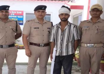 बेटे ने पिता की कुल्हाड़ी से हत्या