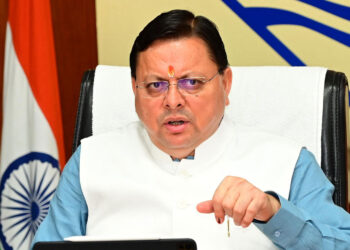 प्रसिद्ध धार्मिक स्थलों की समुचित व्यवस्थाएं सुनिश्चित करें : धामी