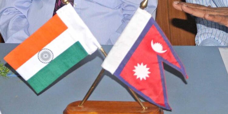 नेपाल का निवासी भारत में चुनाव लड़ सकता है?