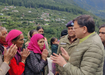 मुख्यमंत्री ने धराली में आपदा प्रभावित क्षेत्रों का दौरा किया