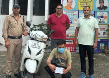 वाहन चोरी करने वाले को पुलिस ने किया गिरफ्तार