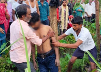 पेड़ से लटका मिला गायब युवक का शव