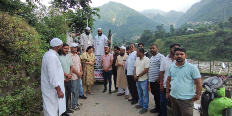 आपदा में सेवा और इंसानियत का पैग़ाम दे रही जमीअत : क़ासमी