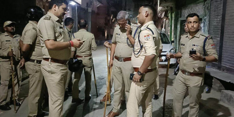 काशीपुरः 20 हजार लोग घरों में बंदी