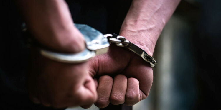 पत्नी की हत्या कर फरार हुआ पति गिरफ्तार