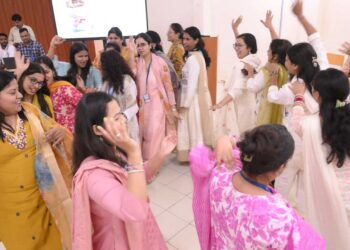 साई ग्रुप ऑफ़ इंस्टीट्यूशन्स में हर्षोल्लास के साथ शिक्षक दिवस मनाया गया