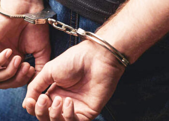 कुख्यात प्रवीण वाल्मीकि गैंग से ताल्लूख रखने के आरोप में दो पुलिसकर्मी गिरफ्तार