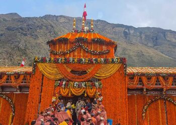 बद्रीनाथ में भी श्रद्धालुओं की संख्या का बना रिकॉर्ड