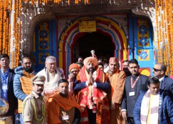 राज्यपाल ने किए बाबा केदार के दर्शन