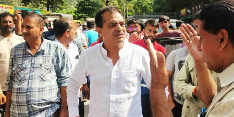 यमुनोत्री विधायक और उनके समर्थकों की गिरफ्तारी पर रोक