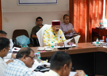 विकास कार्यों में वन भूमि की बाधाओं को दूर करें : महाराज