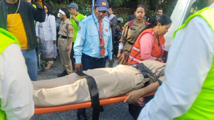 मॉक ड्रिल : शहर में दस स्थानों पर आया भूकंप