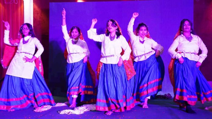 साई ग्रुप ऑफ इंस्टीट्यूशन्स में धूमधाम से आयोजित हुई फेयरवेल पार्टी