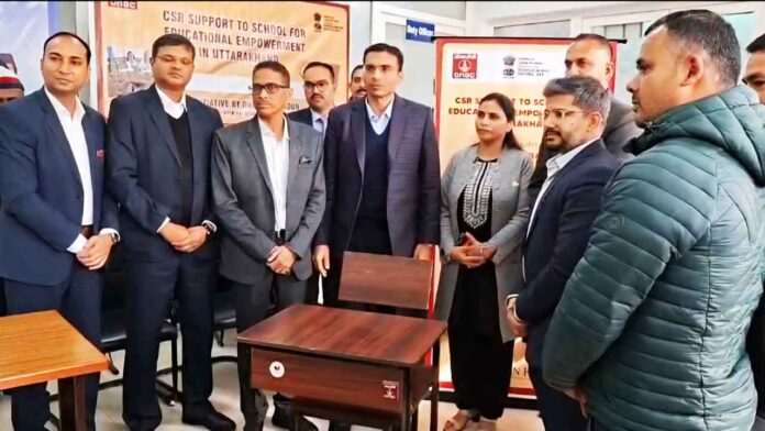 एमपी स्पोर्ट्स कॉलेज को 330 टेबल-चेयर व राजकीय नशा मुक्ति केन्द्र को मिला वाहन