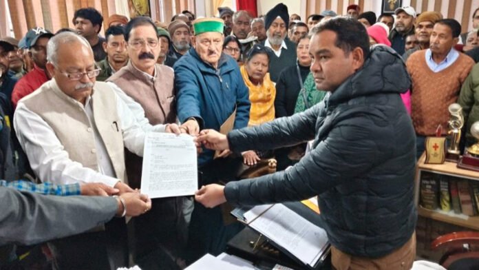 ध्वस्त कानून व्यवस्था को लेकर एडीजी मुरुगेशन के खिलाफ मोर्चा ने बोला हल्ला