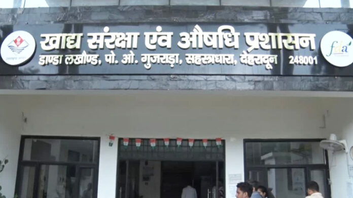 सेलाकुई में पनीर-दही कार्रवाई पर उठे सवाल