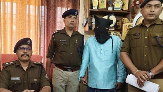 खुलासा: पैसों के लालच में की थी बुजुर्ग महिला की हत्या, भतीजा गिरफ्तार