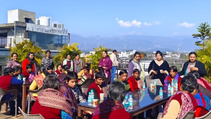 नारी निकेतन की संवासिनियों को मिला आत्मीयता व स्नेह का अनुभव