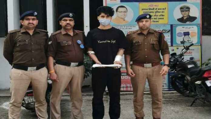 युवती पर जानलेवा हमला करने का आरोपी छात्र गिरफ्तार