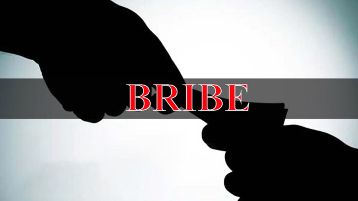 रिश्वत प्रकरण में डोईवाला के प्रभारी बीईओ निलंबित