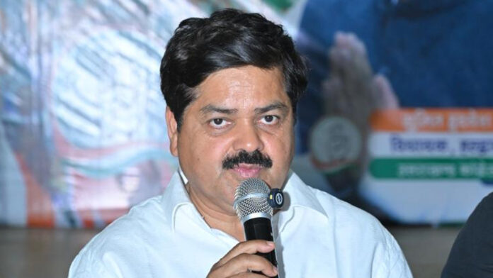 जिला योजना समितियों का चुनाव कराने से बच रही सरकार : कांग्रेस