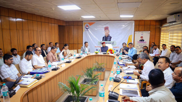 छात्रवृत्ति योजनाओं में किसी भी तरह की त्रुटि बर्दाश्त नहीं की होगी : खजान दास