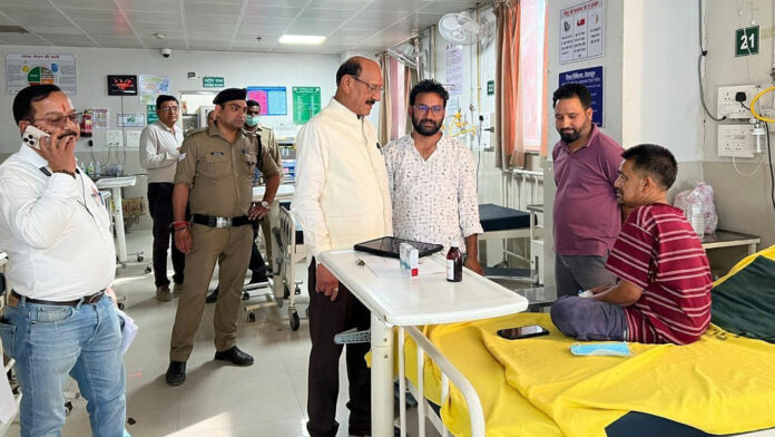 मरीजों के उपचार में लापरवाही बर्दाश्त नहीं होगी : उनियाल