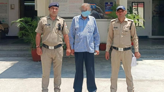 फर्जी दस्तावेज बनाकर दोबारा बेची संपत्ति, 1.65 करोड़ की ठगी में आरोपी गिरफ्तार