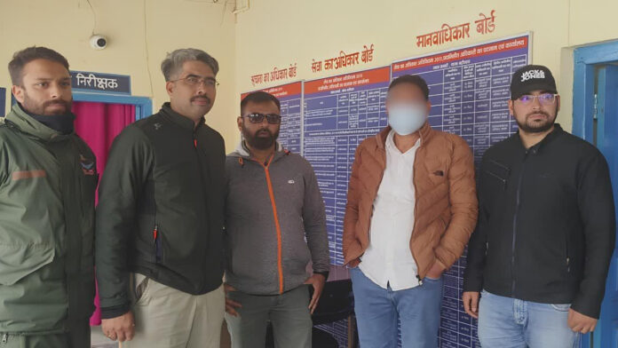 बदरीनाथ मंदिर चढ़ावा चोरी मामले में पूर्व मंदिर अधिकारी गिरफ्तार